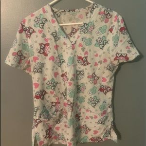 Valentine's Day owl & cactus print scrub top / Women's Medium - Large